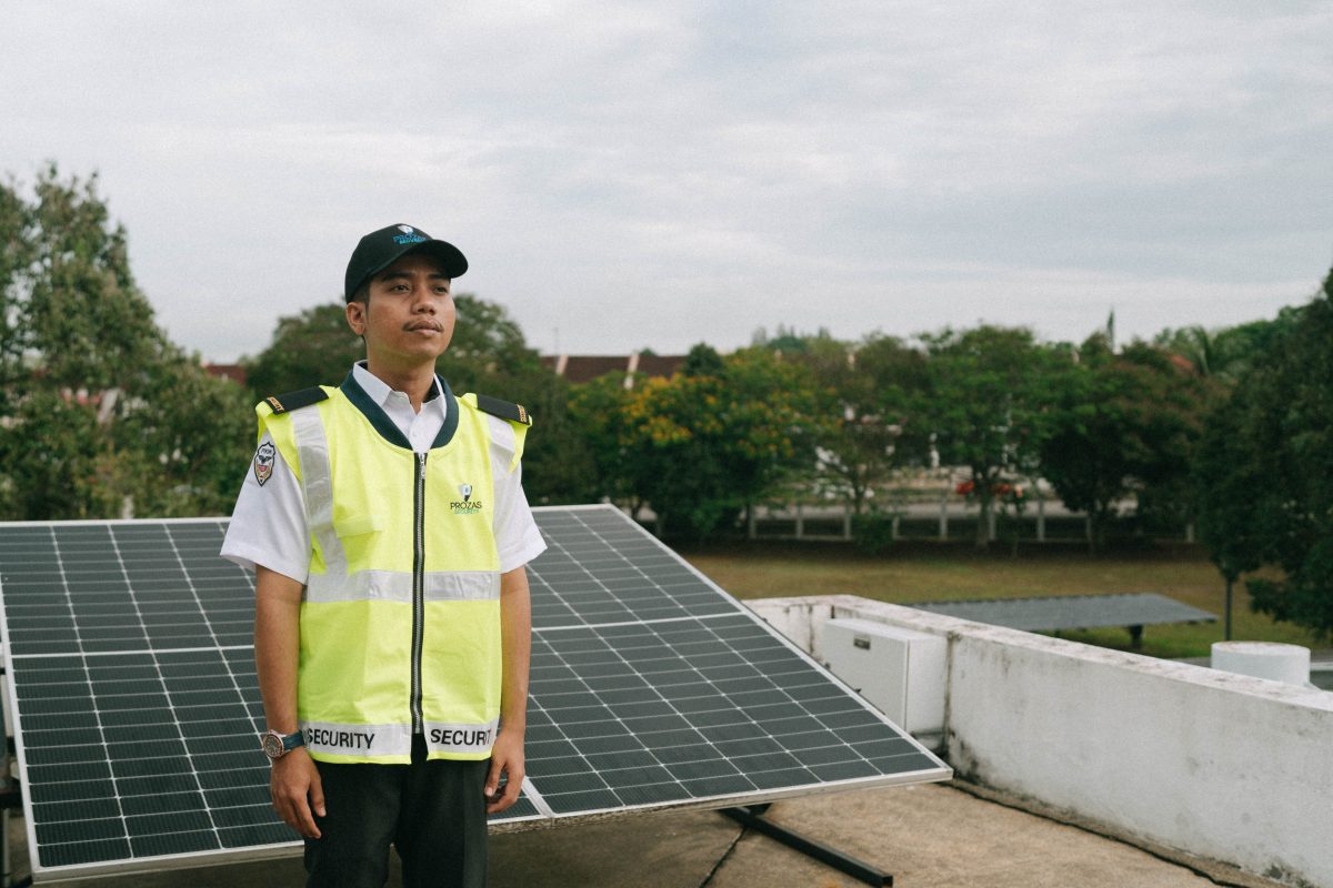 prozas university security guard services